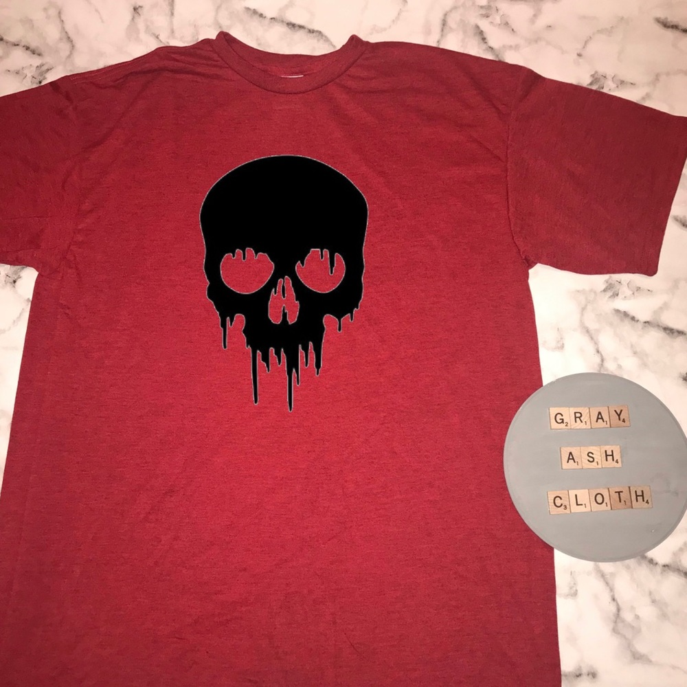 Skull skeleton shirt. NEW